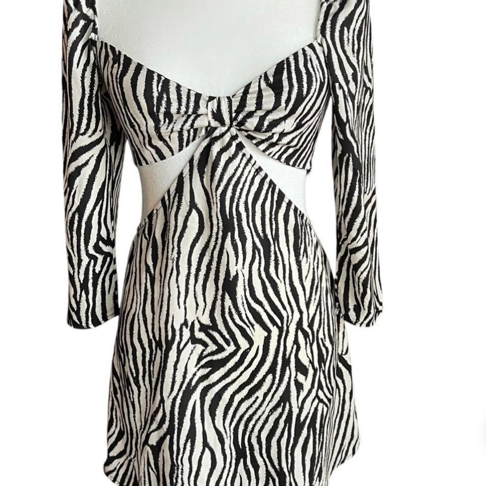 Sky to Moon Zebra Print Cutout Mini Dress (S)